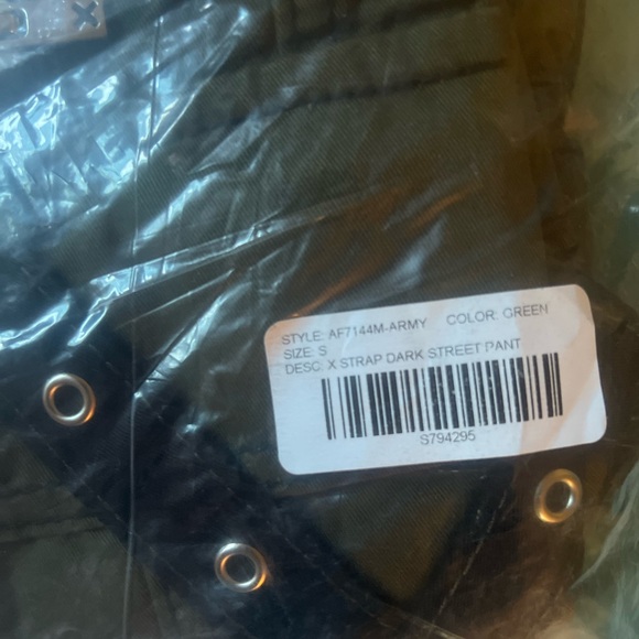 TRIPP NYC✖️X-STRAP ZIP OFF PANTS- GREEN SMALL - Picture 8 of 8